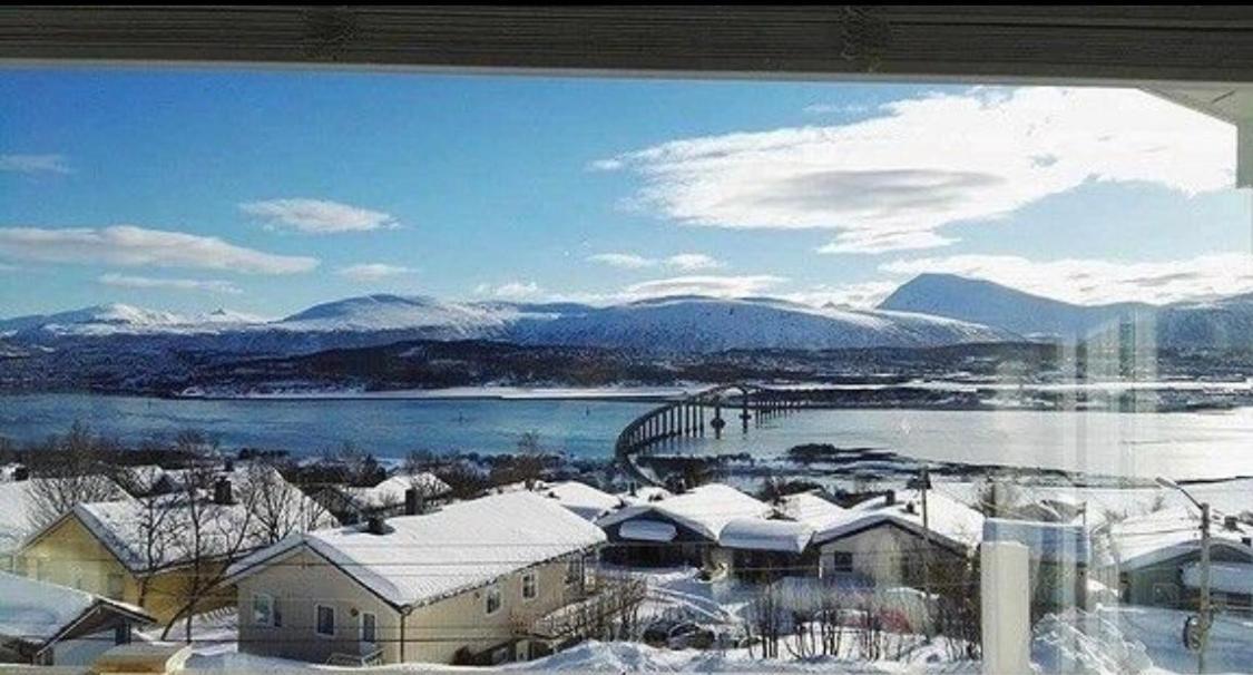 Moderne Og Trivelig Leilighet, Med Unik Utsikt Tromsø Extérieur photo