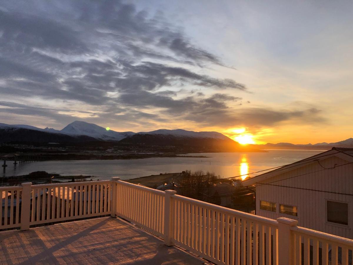 Moderne Og Trivelig Leilighet, Med Unik Utsikt Tromsø Extérieur photo