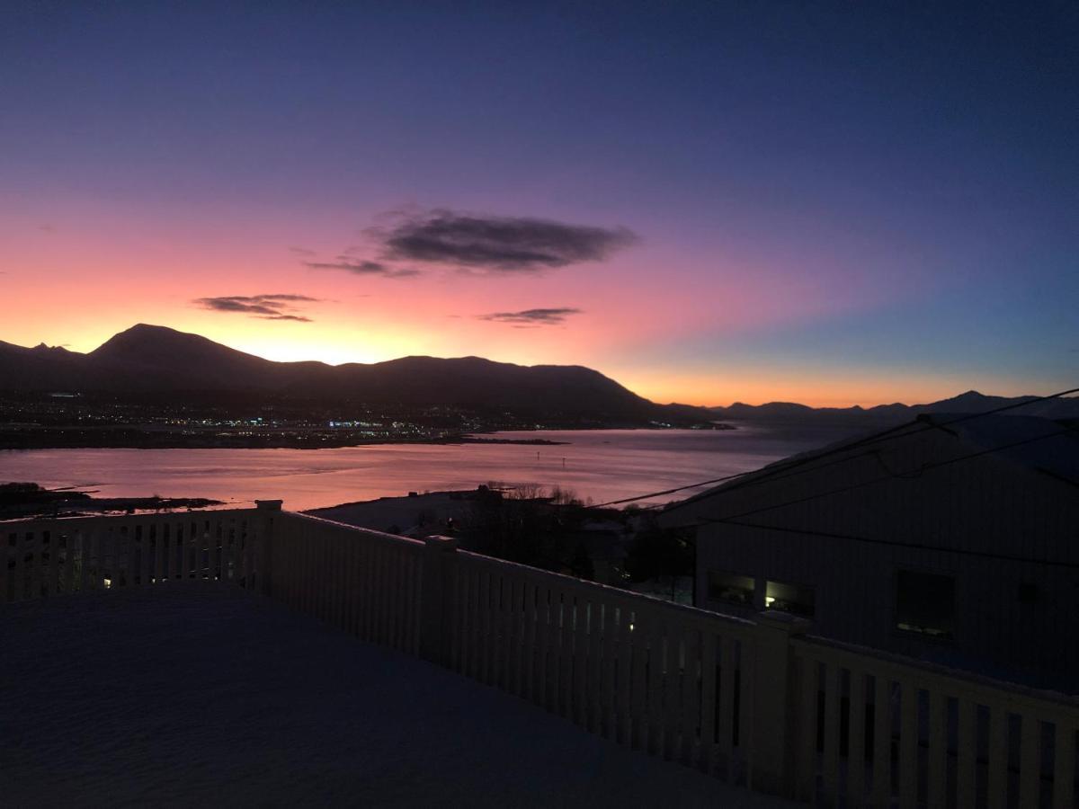Moderne Og Trivelig Leilighet, Med Unik Utsikt Tromsø Extérieur photo